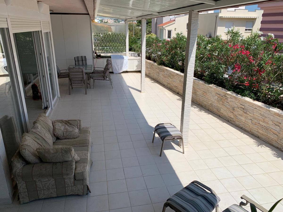 Apartment Relax Whit Big Terrace 170M2 Near The Beach Split Bagian luar foto